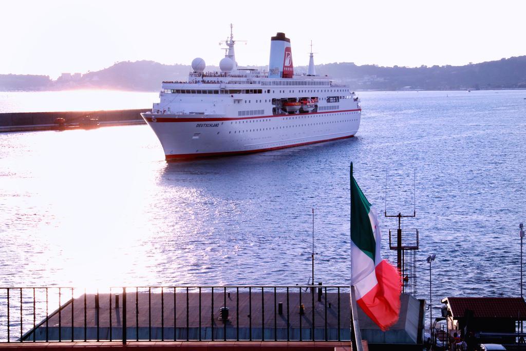 B&B Darsena Pozzuoli Exterior photo